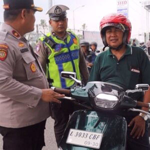 *Polres Pelabuhan Tanjung Perak Gelar Razia Kendaraan Cegah Curanmor*