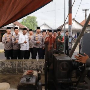*Polres Kediri Bangun Sumur Bor Bantu Kebutuhan Air Bersih Warga Desa Belor*