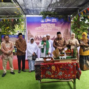 Bupati Jombang Resmikan Bait Kata School dan Buka Festival Cublak Suweng 2026