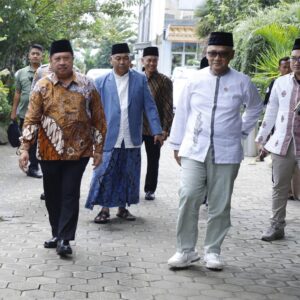 Dampingi Menteri Haji Resmikan TK-SD AIM dan AIBIS, Bupati Warsubi Apresiasi Inovasi Pendidikan Al-Aqobah