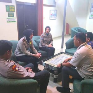 *Polresta Malang Kota Hadirkan Program “Polisi Penolongku” Bagi Keluarga Korban Kanjuruhan*