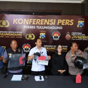 *Polres Tulungagung Amankan 2 Tersangka Jambret di Dua TKP*