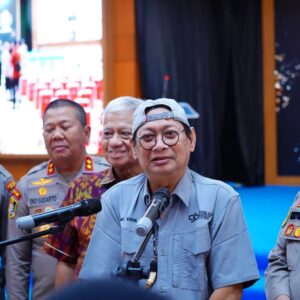 Bedah Buku “Alter Ego Listyo Sigit Presisi”, Prof. Hermawan Paparkan Dinamika Kebijakan Kapolri di Tengah Reformasi Polri