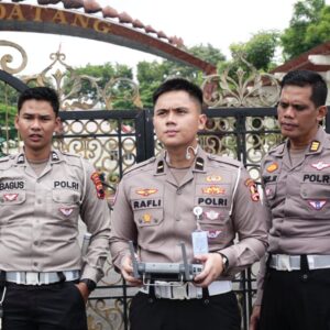 *Penguatan Gakkum Lalin Berbasis Teknologi, Korlantas Polri Terbangkan ETLE Drone Patrol Presisi di Semarang*