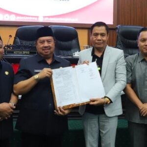 Rapat Paripurna DPRD, Bupati Jombang Sampaikan Raperda Pengelolaan Barang Milik Daerah Targetkan Optimalisasi Aset dan PAD