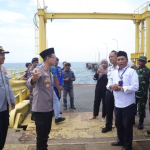*Polres Situbondo Tambah Pos Pelayanan di Pelabuhan Jangkar untuk Pemudik*