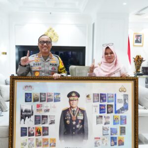 Menulis untuk Masa Depan: 39 dari 40 Buku Wakapolri Komjen Pol. Dedi Prasetyo Resmi Terdaftar HAK