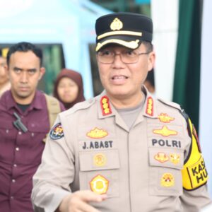 *Operasi Ketupat Semeru, Polda Jatim Jaga Kekhusukan Ibadah Umat dan Stabilitas Kamtibmas*