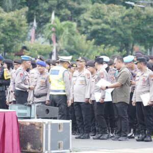 *Polda Jatim Siagakan Ribuan Personel Layanan Pengamanan Malam Takbiran hingga Shalat Idulfitri*