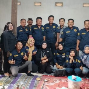Jurnalis Jombang Bersatu (JJB) Kembali Menggelar Acara Silaturahmi Sekaligus Aqigoh Dilanjutkan Bakti Sosial