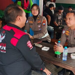 *Polresta Malang Kota Rangkul Komunitas Ojol Waspadai Dampak Isu Global*