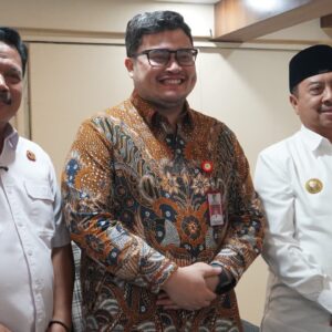 Diskusi Pembangunan Flyover Mengkreng oleh Tiga Pimpinan Daerah: Bupati Jombang, Bupati Kediri, dan Bupati Nganjuk
