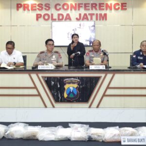 *Polda Jatim Lakukan Uji Laboratoris Terkait Temuan Diduga Narkotika 27,83 Kg di Pesisir Giligenting Sumenep*