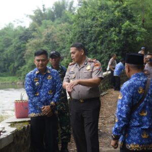 *Polres Bondowoso Bangun Jembatan Merah Putih Presisi Hadirkan Manfaat Nyata bagi Warga*