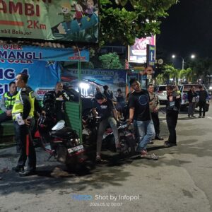 *Polres Jember Beri Layanan Pengamanan, Latihan Bersama 415 Pesilat Kondusif*