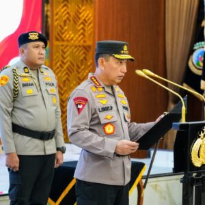 Kapolri Pimpin Pelantikan dan Sertijab Sejumlah PJU Mabes Polri dan Kapolda