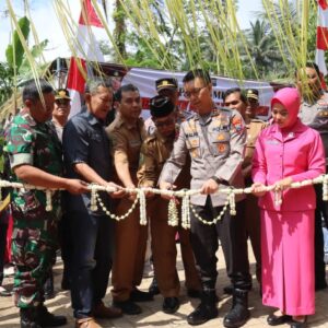 *Polres Trenggalek Bangun Jembatan Merah Putih Presisi Penggerak Ekonomi Desa*
