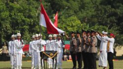 *Kapolda Jatim Lantik 971 Bintara Remaja Lulusan SPN Polda Jatim*
