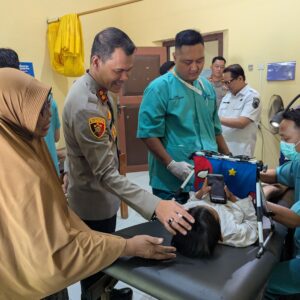 *Polri Untuk Masyarakat : Polres Probolinggo Kota Gelar Khitan Gratis Sambut Hari Bhayangkara ke-80*