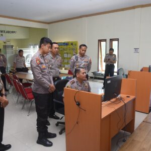 *Pelayanan Publik Jadi Prioritas, Kapolres Bondowoso Monitoring Kesiapan Polsek Jajaran*