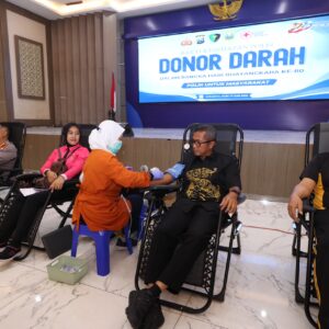 *Aksi Sosial Polda Jatim Sambut Hari Bhayangkara ke-80 Gelar, Donor Darah Untuk Kemanusiaan*