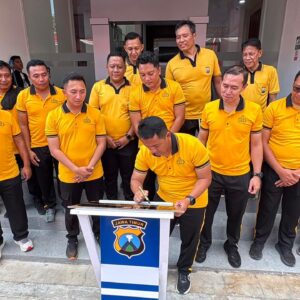 *Tingkatkan Pelayanan Masyarakat, Kapolres Probolinggo Resmikan Gedung Berkah Satreskrim*
