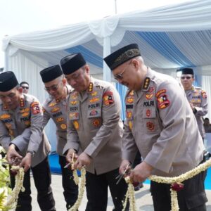*Masjid Panggilan Sujud Direvitalisasi, Wakapolri: Bangun Karakter, Bangun Peradaban*