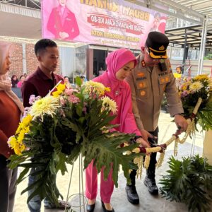 *Hari Bhayangkara ke-80, Polres Mojokerto Kota Hadirkan Kebahagiaan Lewat Bedah Rumah Tak Layak Huni*