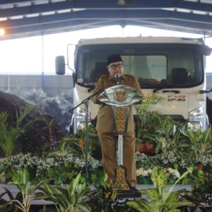 Sinergi Membangun Desa : Bupati Jombang Resmi Terima 1.225 Mahasiswa KKN UPN ” Veteran ” Jawa Timur