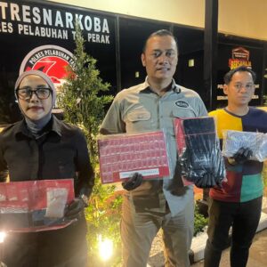*Polres Tanjungperak Bongkar Tiga Jaringan Narkoba, Empat Tersangka Pengedar Diamankan*