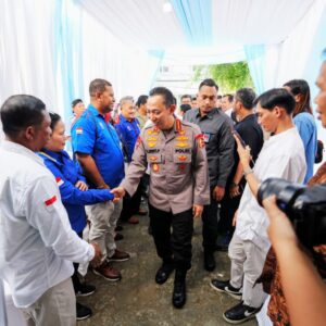 *Kapolri Dukung Dialog Penyusunan RUU Ketenagakerjaan, Siap Jadi Jembatan Aspirasi Buruh*