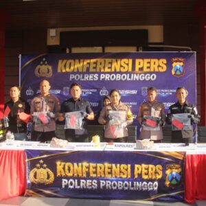 *Polres Probolinggo Ungkap Kejahatan Jalanan dan Peredaran Miras Lintas Daerah, Amankan Sejumlah Tersangka*