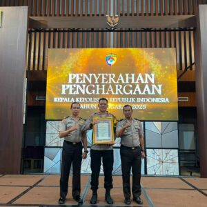 *Polres Probolinggo Kota Raih Predikat Pelayanan Publik Prima Kategori A*