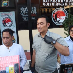 *Polres Pelabuhan Tanjung Perak Amankan Residivis Pengedar Narkoba Sita 89,81 Gram Sabu*