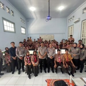 *Polres Jombang Tingkatkan Pemahaman Pelajar tentang Kecerdasan Buatan melalui Sosialisasi Paham AI*