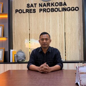 *Polres Probolinggo Bongkar Peredaran Narkoba, Dua Tersangka Pengedar Sabu Diamankan*