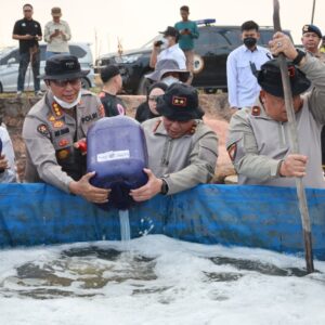 Polri Bersama Tim Gabungan Gunakan Cara Baru Hadapi Karhutla Gambut