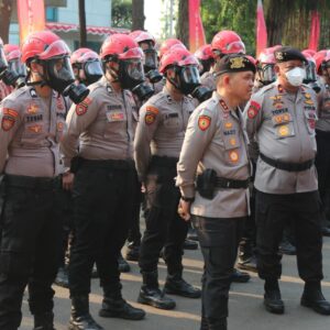*Polri Perkuat Kesiapsiagaan Pasukan Hadapi Dampak Aktivitas Gunung Api*