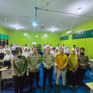 *Polres Jombang Perkuat Literasi dan Etika Penggunaan AI bagi Pelajar SMA Negeri Jogoroto*