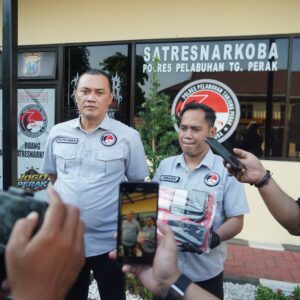 *Polres Tanjung Perak Amankan Tersangka Pengedar Sabu asal Madura, 65,51 Gram Narkoba Disita*