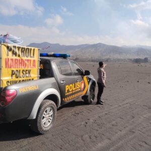 *Cegah Karhutla, Polres Probolinggo Intensifkan Patroli di Kawasan Wisata Gunung Bromo*