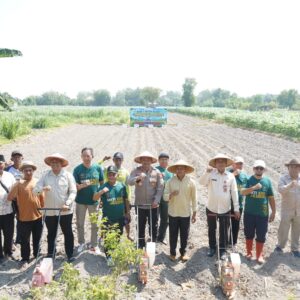 *Hari Tani Nasional 2026: Polres Kediri Perkuat Sinergi Ketahanan Pangan bersama Petani*