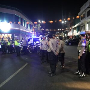 *Gencarkan Patroli Cipkon, Polres Tanjung Perak Tindak Tegas Gangster dan Tawuran Remaja*