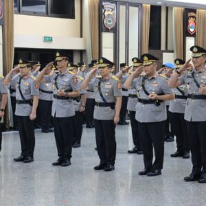 *Polri Gelar Sertijab Sejumlah PJU Mabes dan Kapolda*