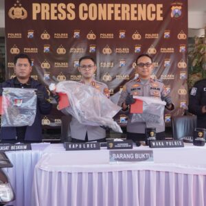 *Polres Pasuruan Ungkap Kasus Pembunuhan Pelajar di Prigen, Pelaku Ternyata Kerabat Sendiri*