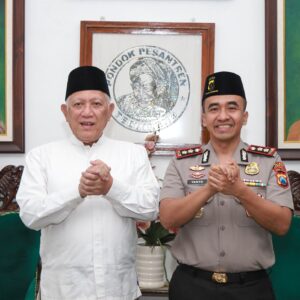 *Silaturahmi Kamtibmas, Kapolres Jombang Kunjungi Kiai Pondok Pesantren Tebuireng*