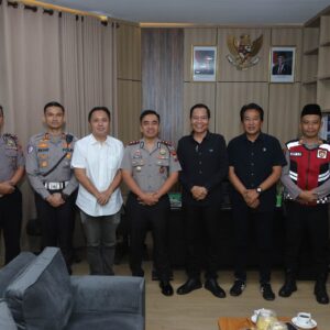 *Mempererat Silaturahmi dan Sinergitas, Kapolres Jombang Kunjungi Ketua DPRD*